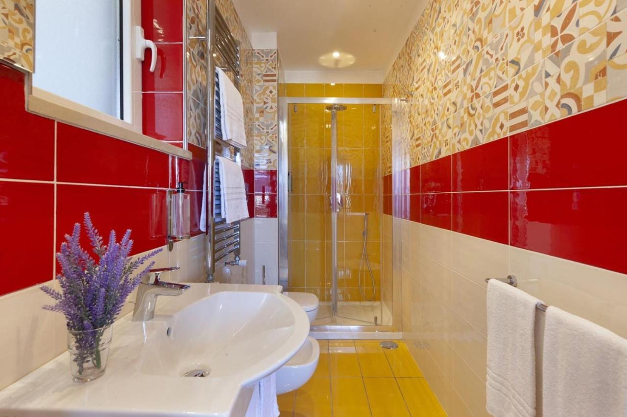 Parco Tasso Guest House ซอร์เรนโต ภายนอก รูปภาพ